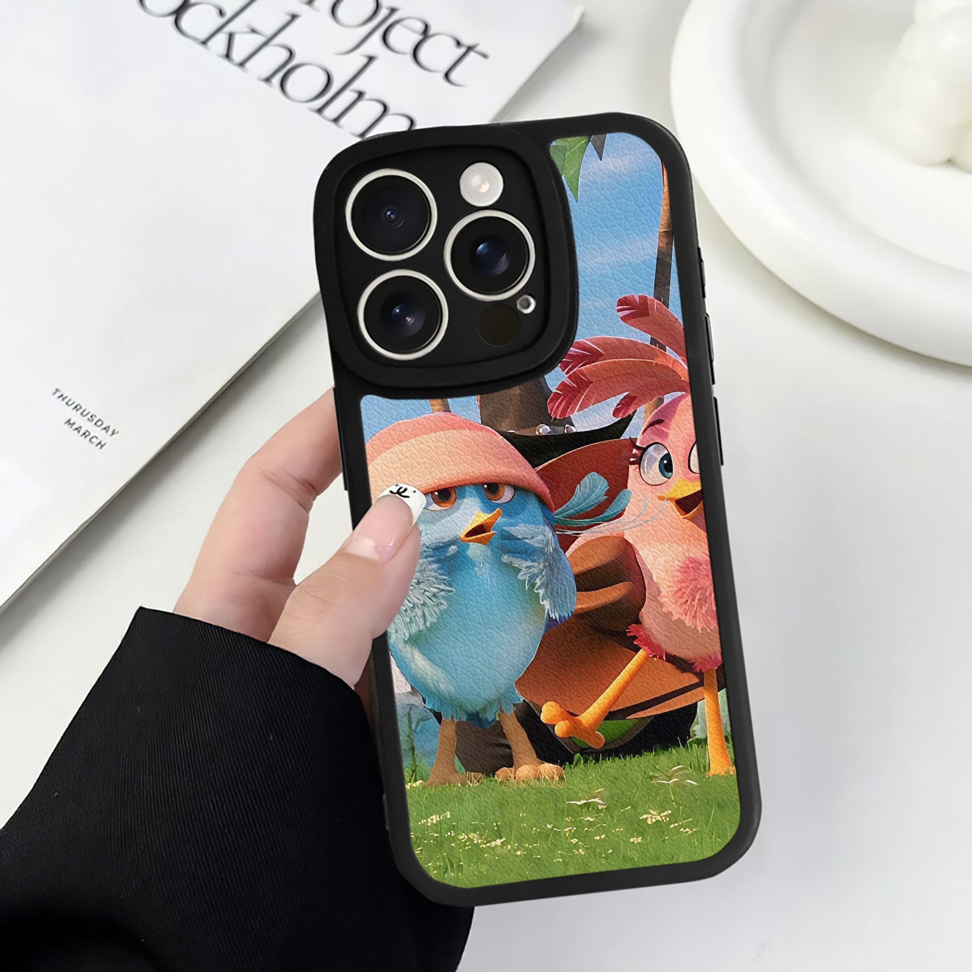 （画像用） Angry Birds アングリーバード 【iPhone 16シリーズ対応】シリコンスマホケース（レザー調） 材質：シリコン